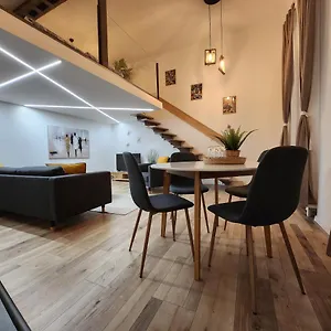 https://k21-the-good-shepherd-apartman.inbudapesthotels.com
